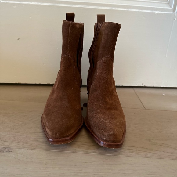 Abercrombie & Fitch Shoes - Abercrombie western boots / cognac / 7